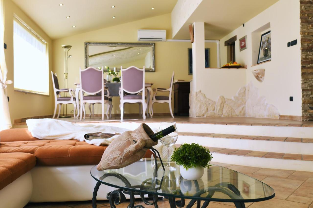 *****Pool House With Beautiful Seaview,Big Garden And Old Tavern***** Rijeka Bagian luar foto
