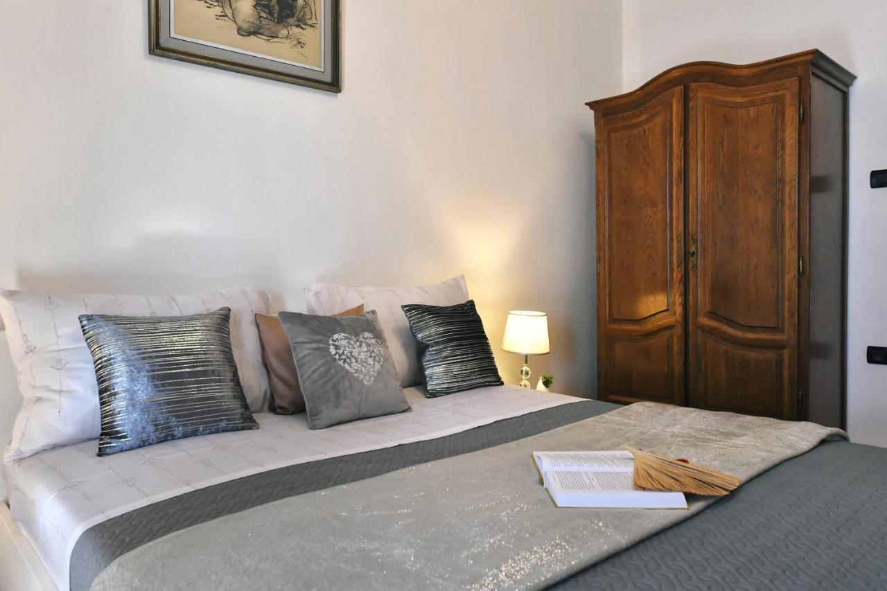 *****Pool House With Beautiful Seaview,Big Garden And Old Tavern***** Rijeka Bagian luar foto